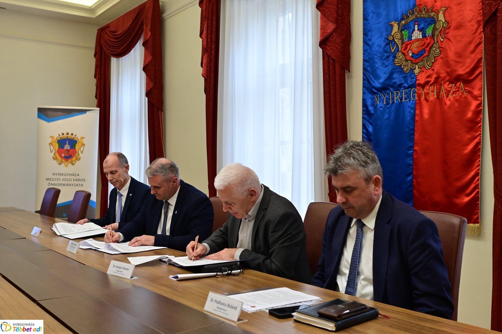 Vízgazdálkodási együttműködési aláírás a Városházán 2026