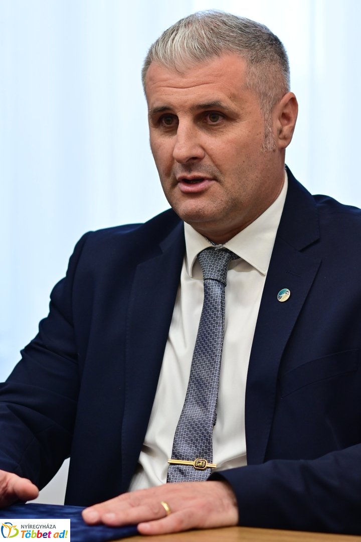 Vízgazdálkodási együttműködési aláírás a Városházán 2026