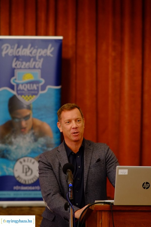 Vízilabda a Kossuth gimnáziumban