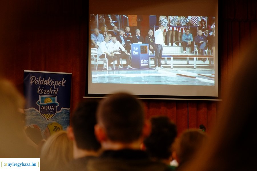 Vízilabda a Kossuth gimnáziumban