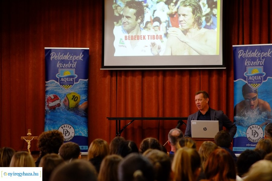 Vízilabda a Kossuth gimnáziumban