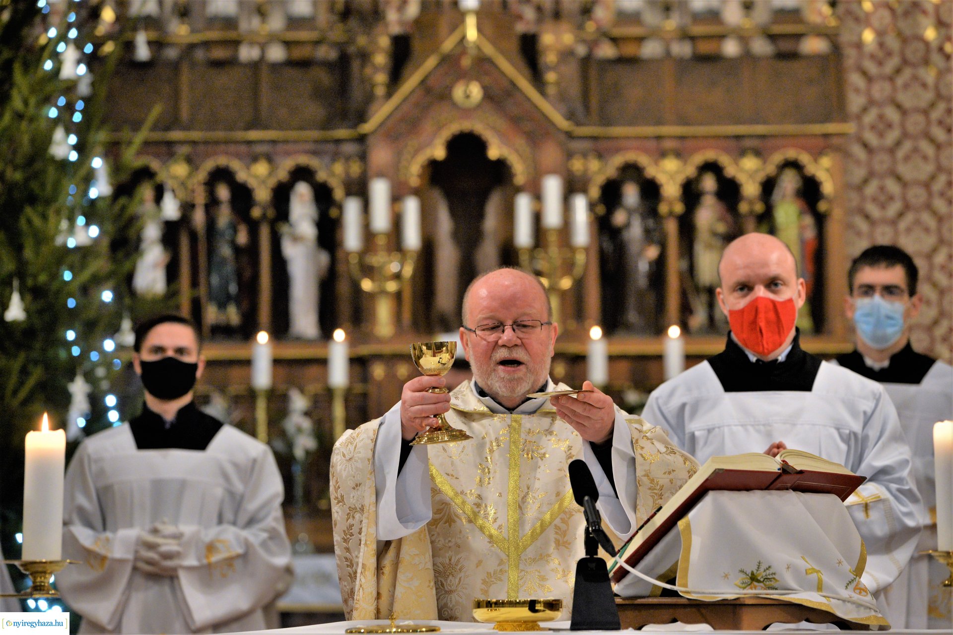 Vízkereszt a Magyarok Nagyasszonya társszékesegyházban