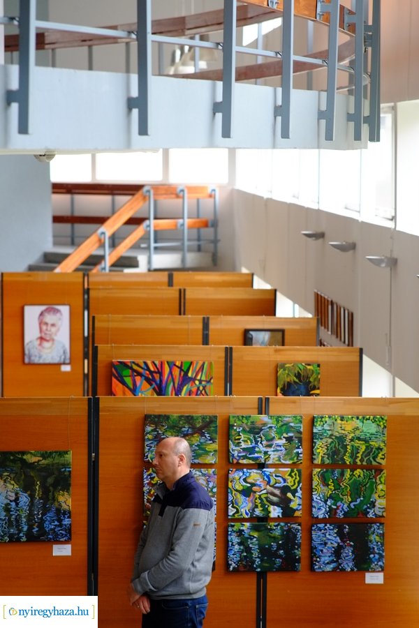 Vizuális Kultúra kiállítás az egyetemen