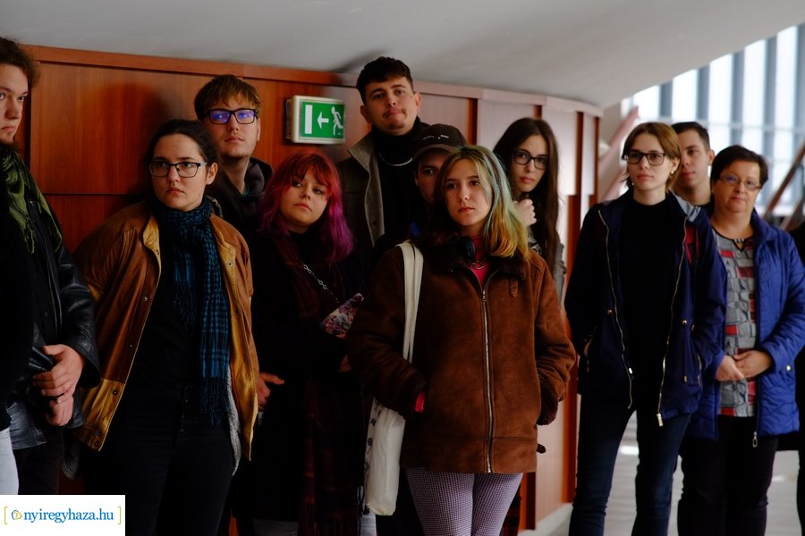 Vizuális Kultúra kiállítás az egyetemen