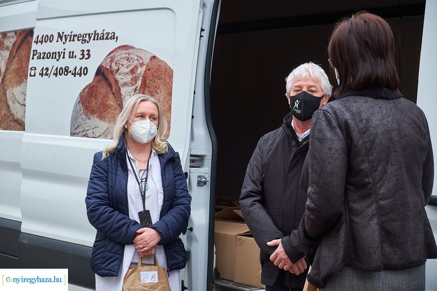 VNYE adománya a kórháznak