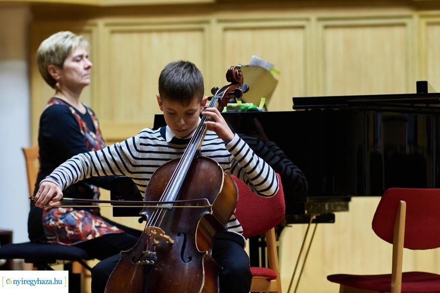 Vonós tanszaki hangverseny a Vikárban - 20230124