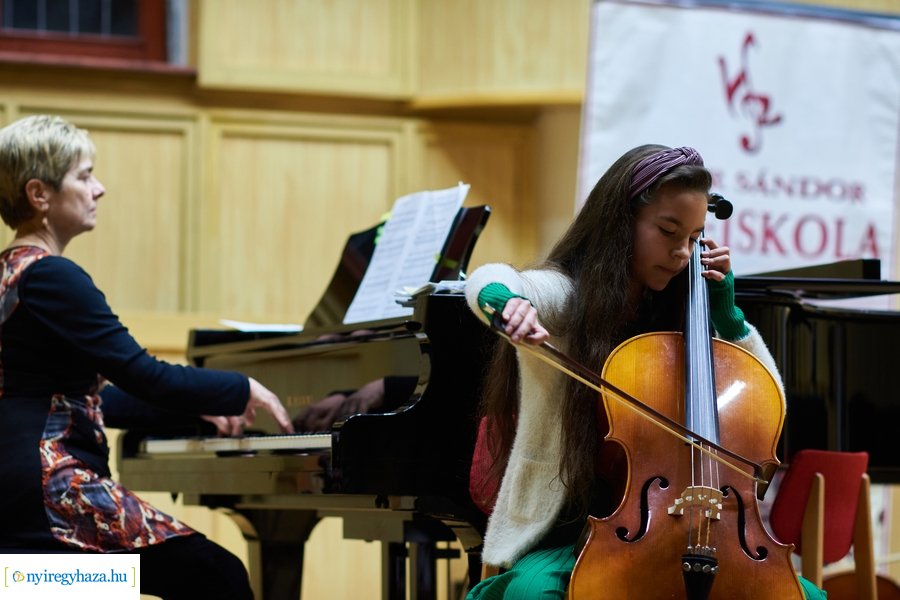 Vonós tanszaki hangverseny a Vikárban - 20230124