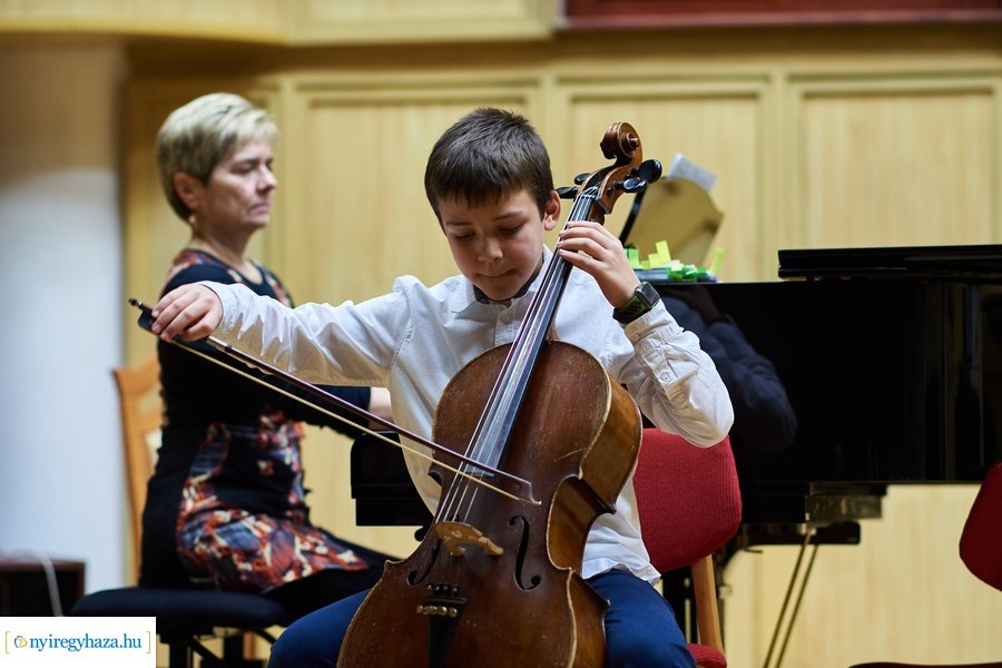 Vonós tanszaki hangverseny a Vikárban - 20230124