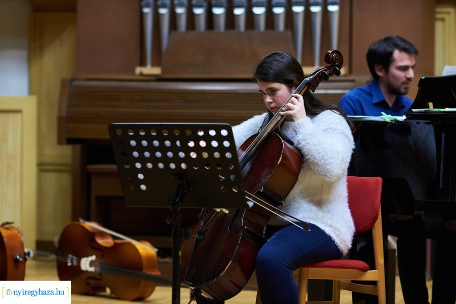 Vonós tanszaki hangverseny a Vikárban - 20230124