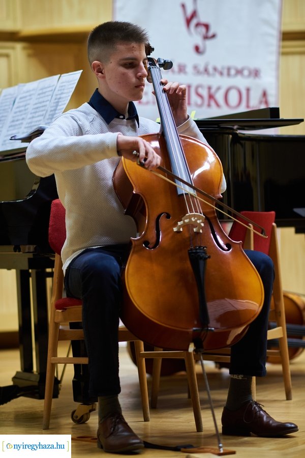 Vonós tanszaki hangverseny a Vikárban - 20230124