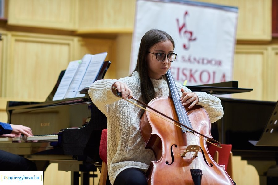 Vonós tanszaki hangverseny a Vikárban - 20230124