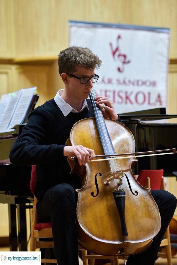 Vonós tanszaki hangverseny a Vikárban - 20230124