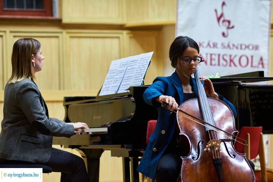 Vonós tanszaki hangverseny a Vikárban - 20230124