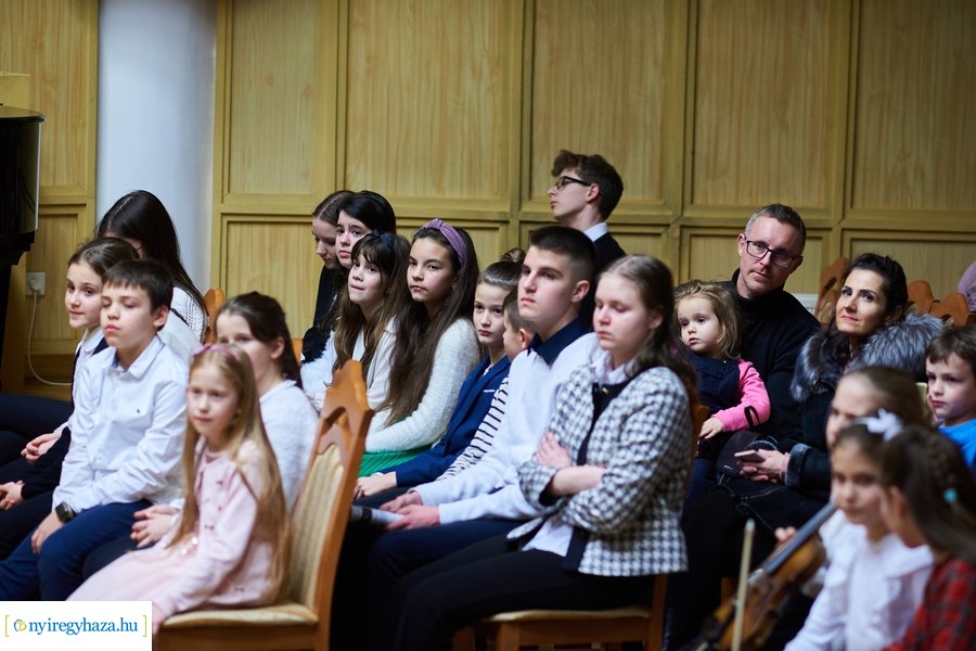 Vonós tanszaki hangverseny a Vikárban - 20230124