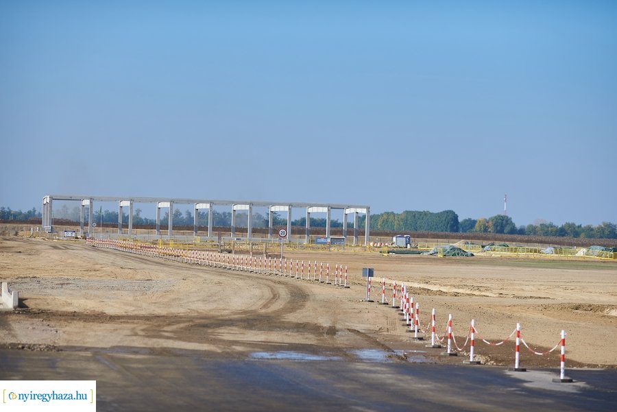 W-Scope Hungary Plant alapkő letétele