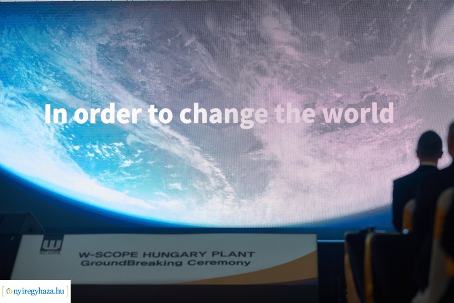 W-Scope Hungary Plant alapkő letétele