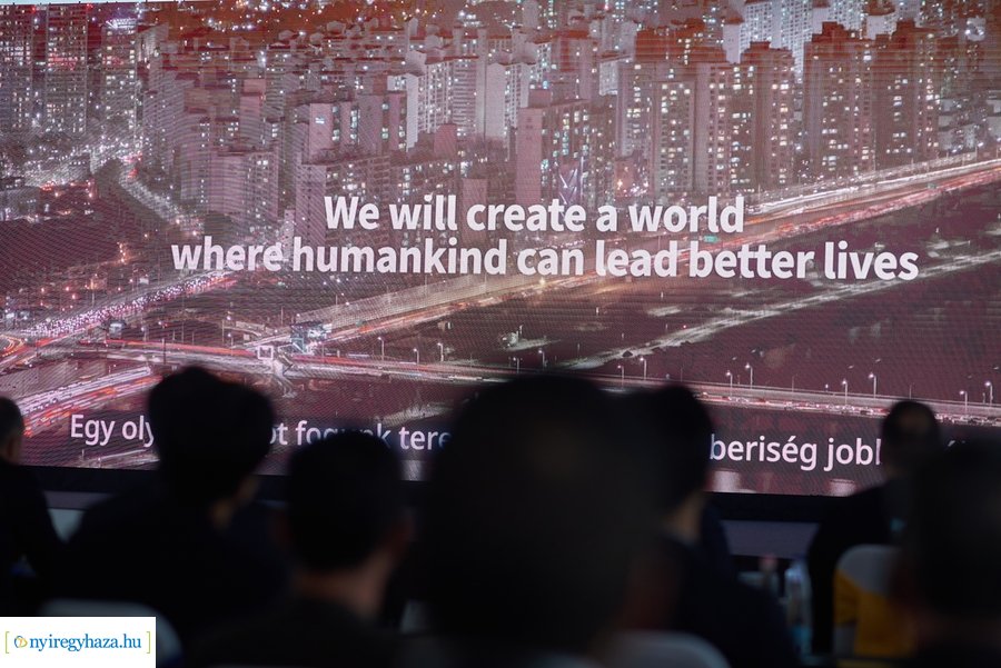 W-Scope Hungary Plant alapkő letétele