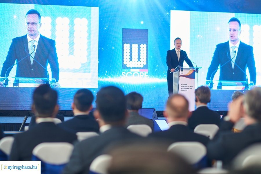 W-Scope Hungary Plant alapkő letétele