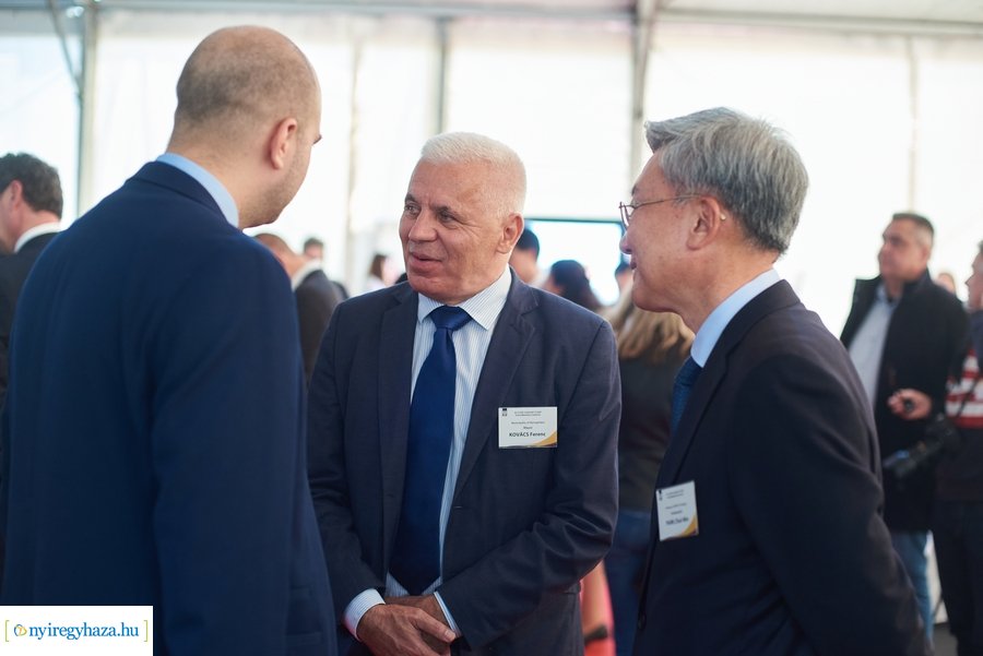 W-Scope Hungary Plant alapkő letétele