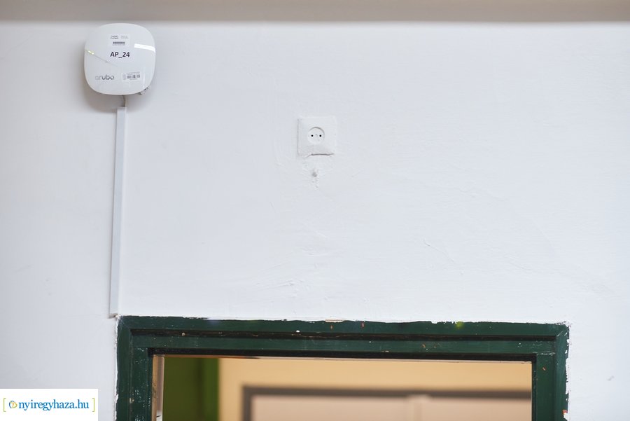 Wifi rendszer átadó a Bánki Donát iskolában