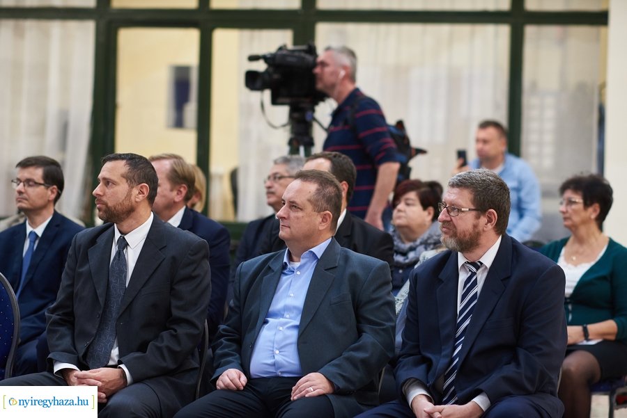 Wifi rendszer átadó a Bánki Donát iskolában