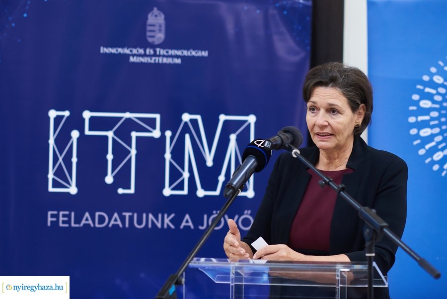 Wifi rendszer átadó a Bánki Donát iskolában