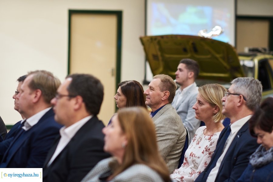 Wifi rendszer átadó a Bánki Donát iskolában