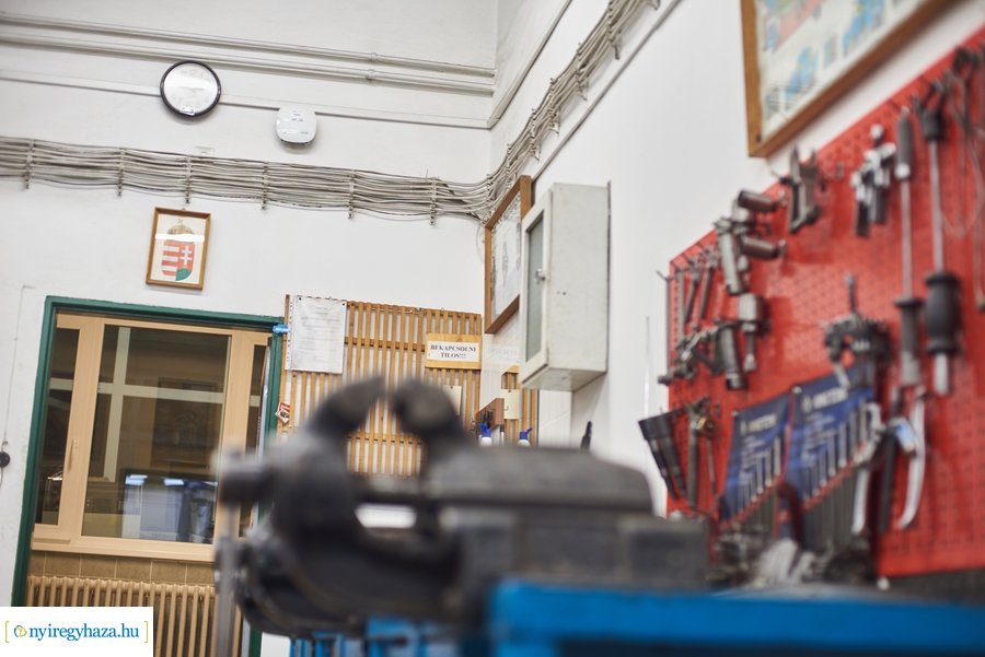 Wifi rendszer átadó a Bánki Donát iskolában