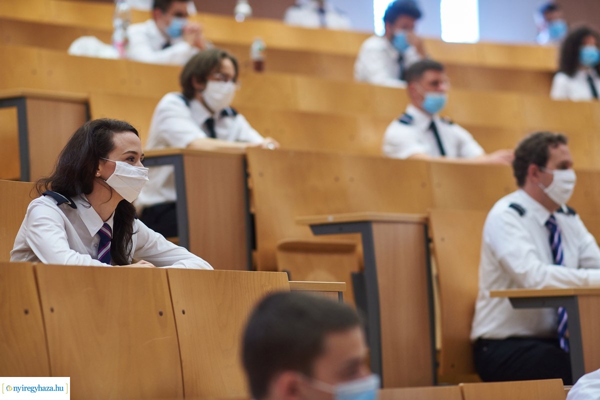 Wizz Air vezetőségének látogatása a Nyíregyházi Egyetemen