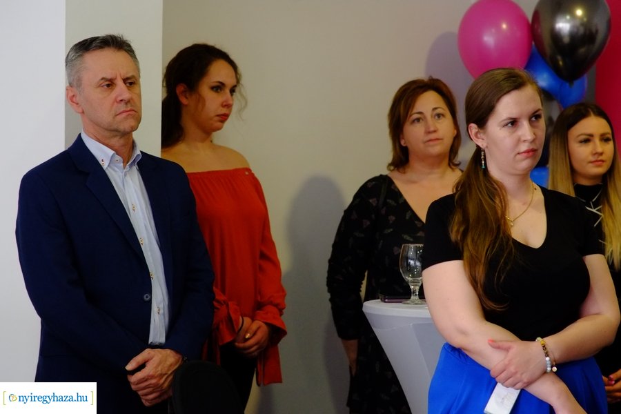 Work Force megnyitó