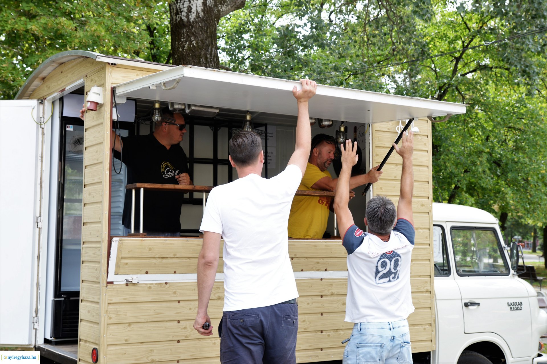 X. Sóstói Serfeszt előkészületei