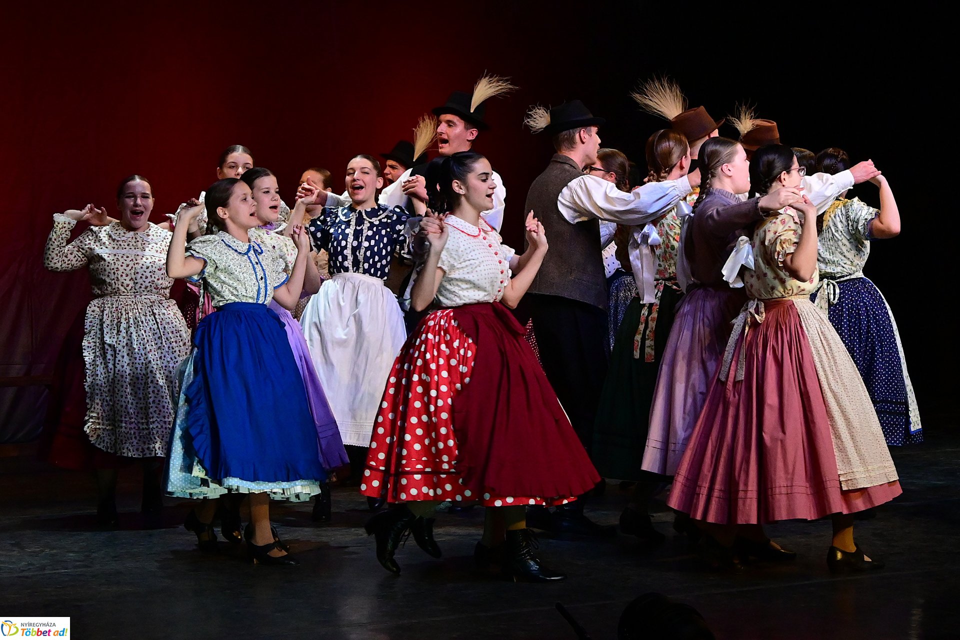 XXIII. Országos Ifjúsági Néptáncfesztivált rendeztek Nyíregyházán