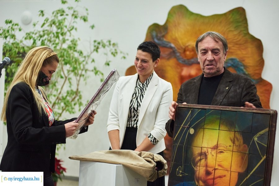 Zajácz Tamás bőrműves iparművész kiállítása