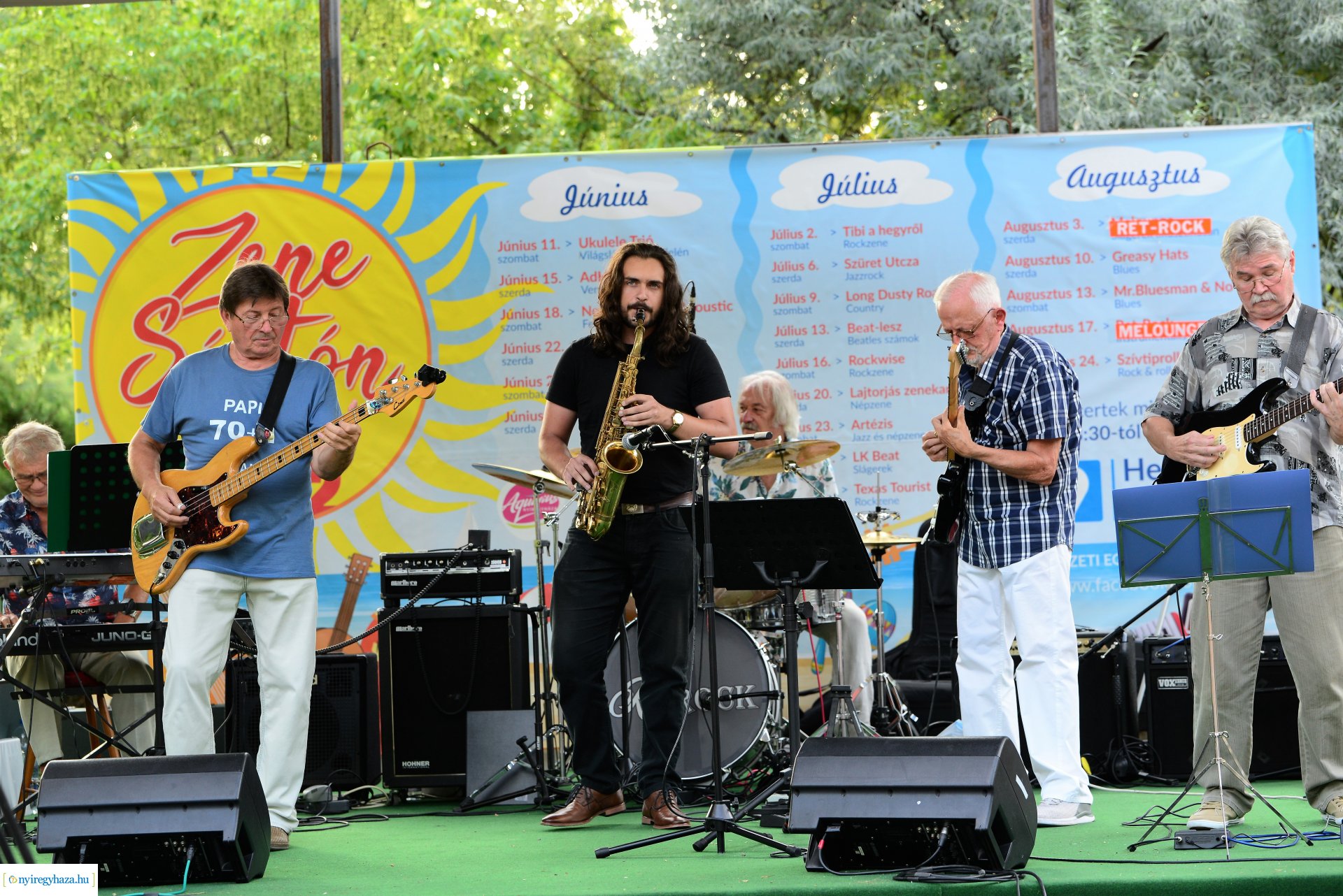 Zene Sóstón - a Ret-Rock együttes koncertje