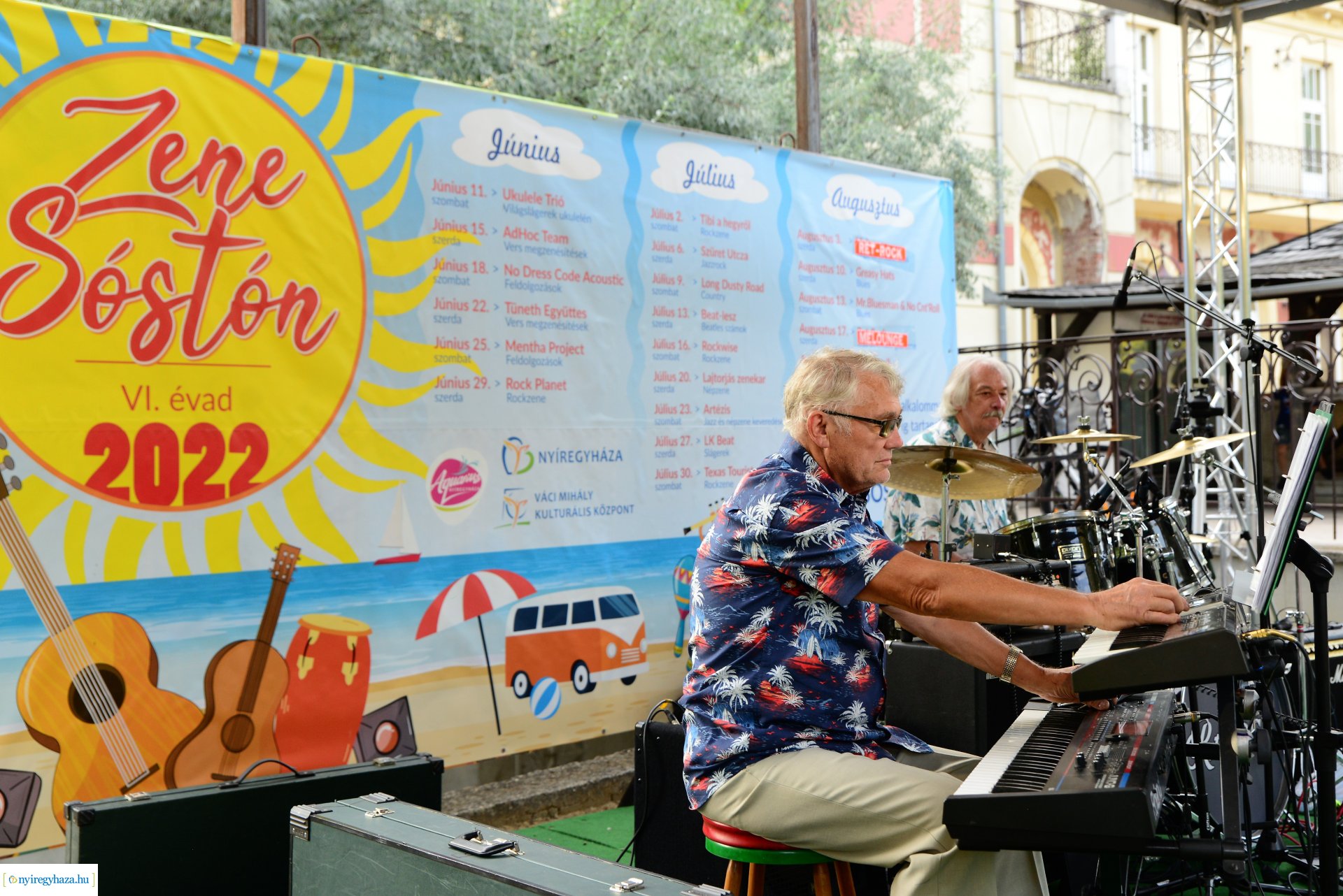 Zene Sóstón - a Ret-Rock együttes koncertje