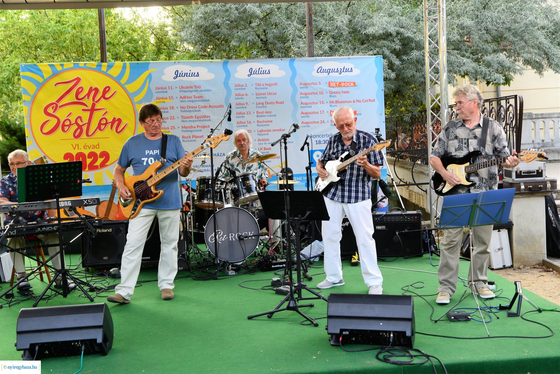 Zene Sóstón - a Ret-Rock együttes koncertje