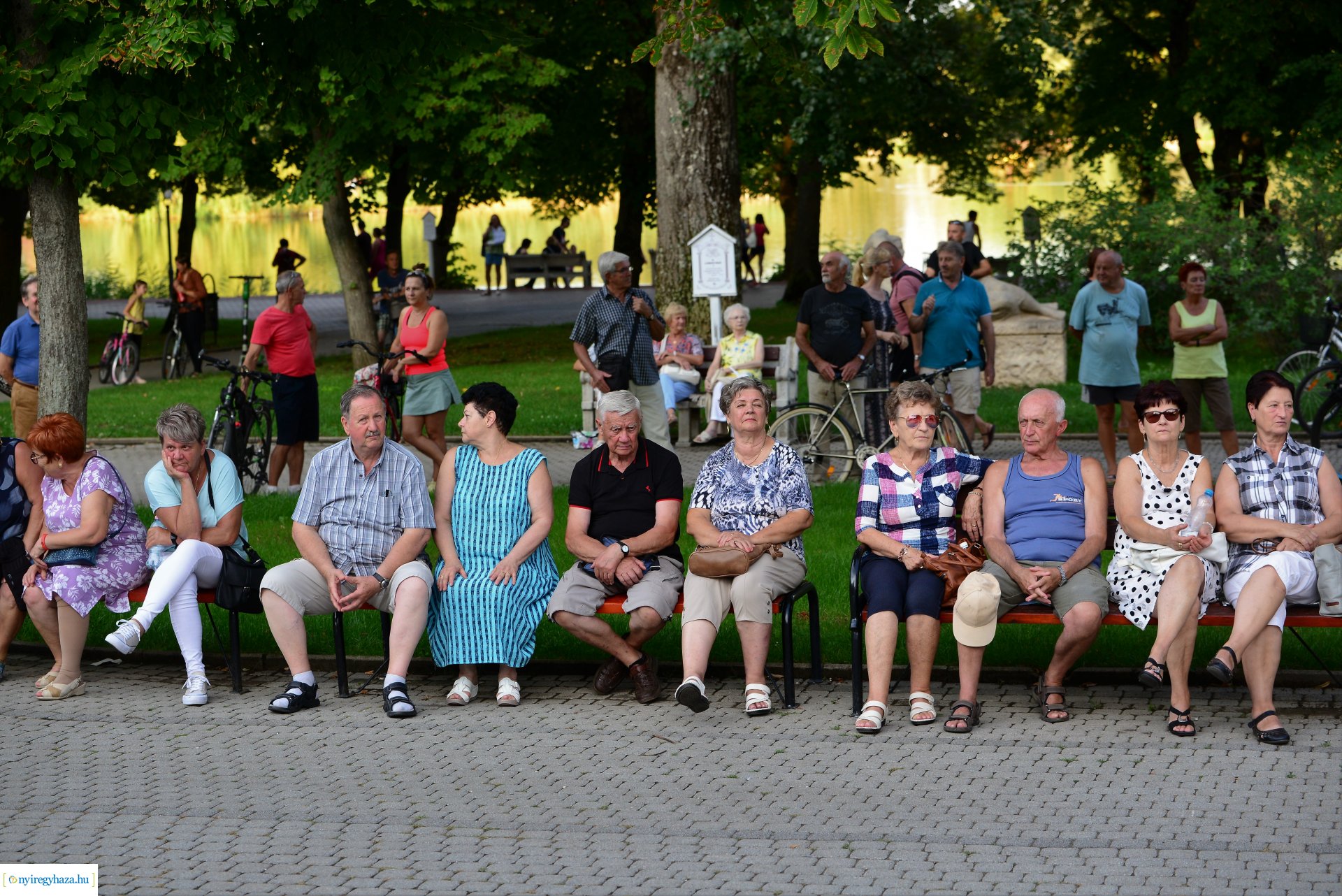 Zene Sóstón - a Ret-Rock együttes koncertje