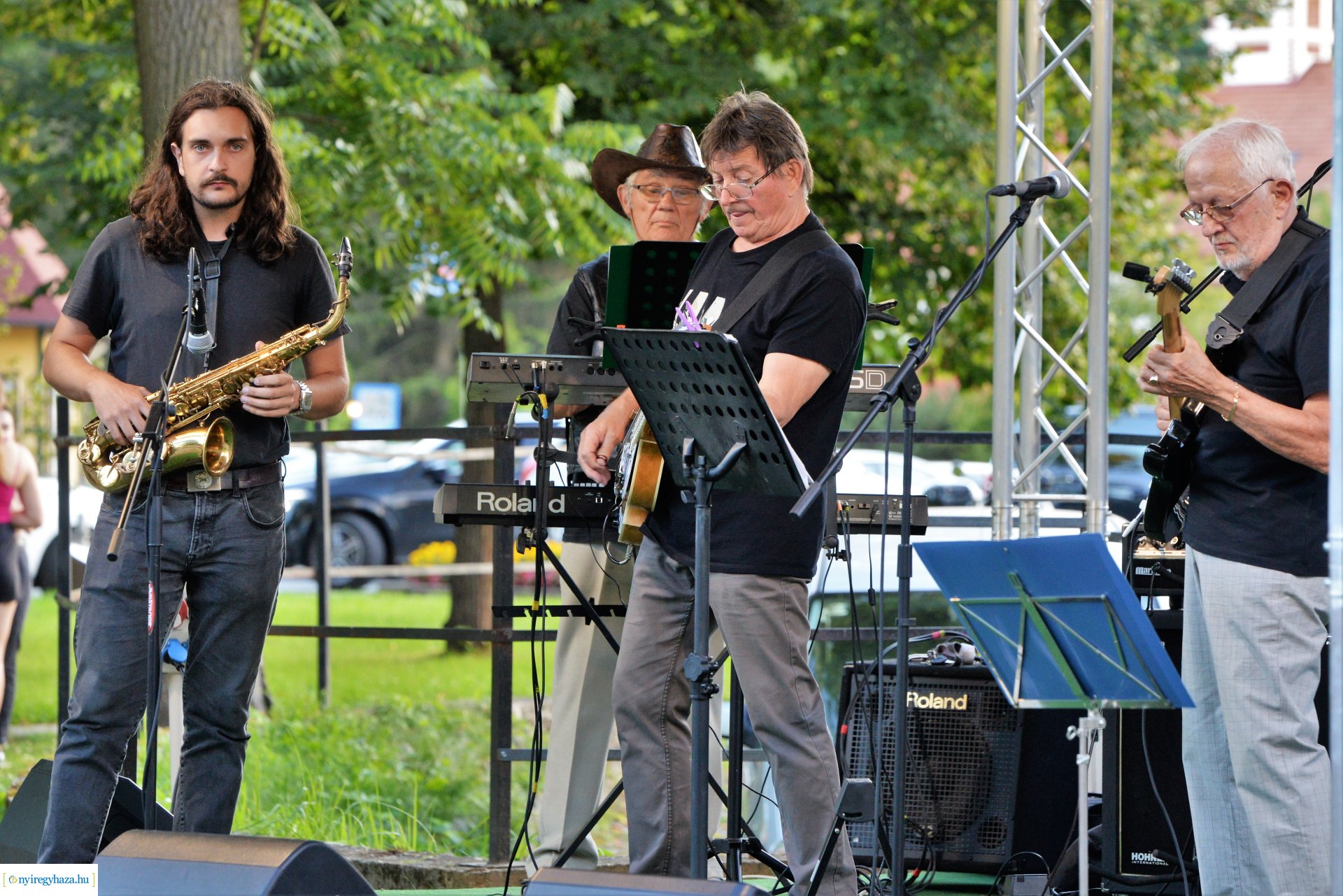 Zene Sóstón - a RetRock Band koncertje