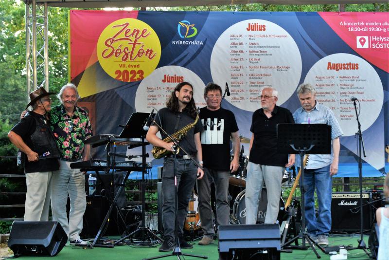 Zene Sóstón - a RetRock Band koncertje