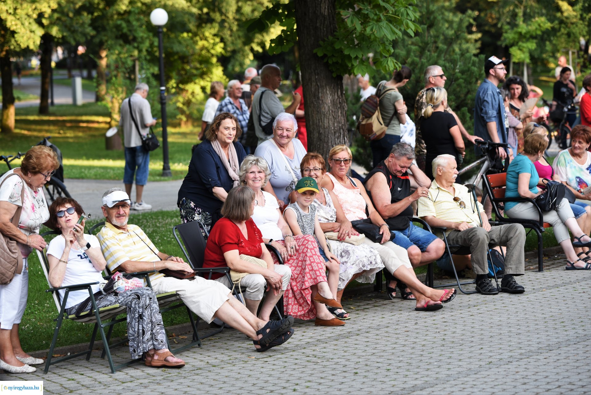 Zene Sóstón - az Artézis együttes koncertje