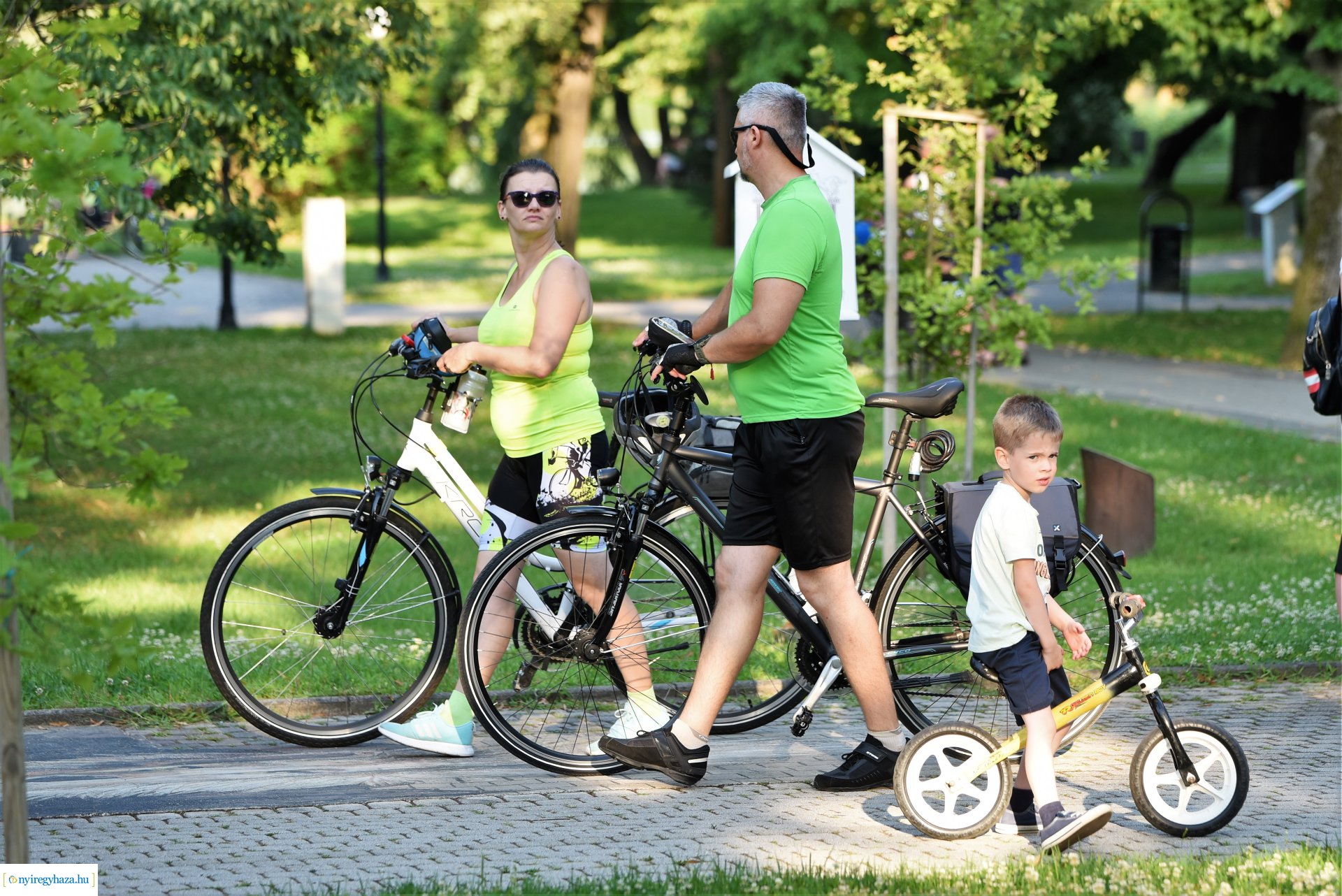 Zene Sóstón - az Artézis együttes koncertje