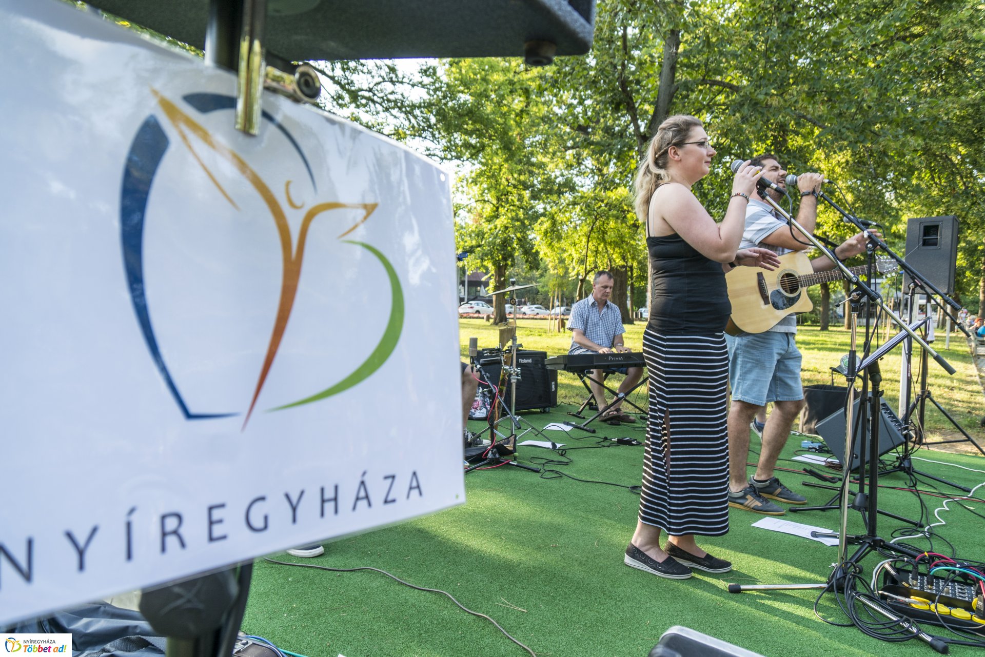 Zene Sóstón - No Dress Code Acoustic