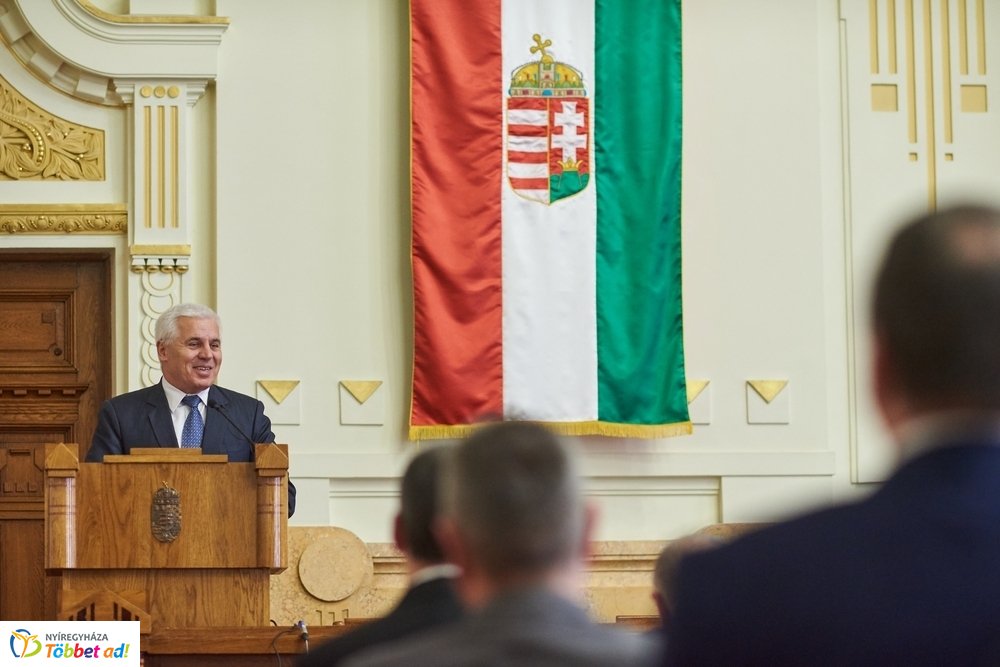 Zöld Irodaház átadó