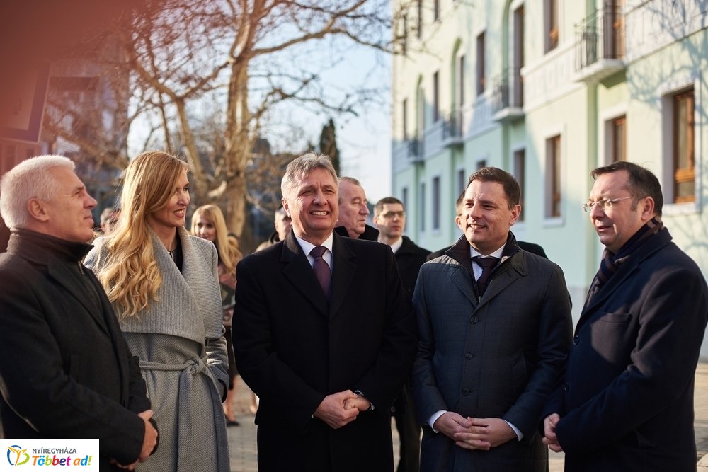 Zöld Irodaház átadó