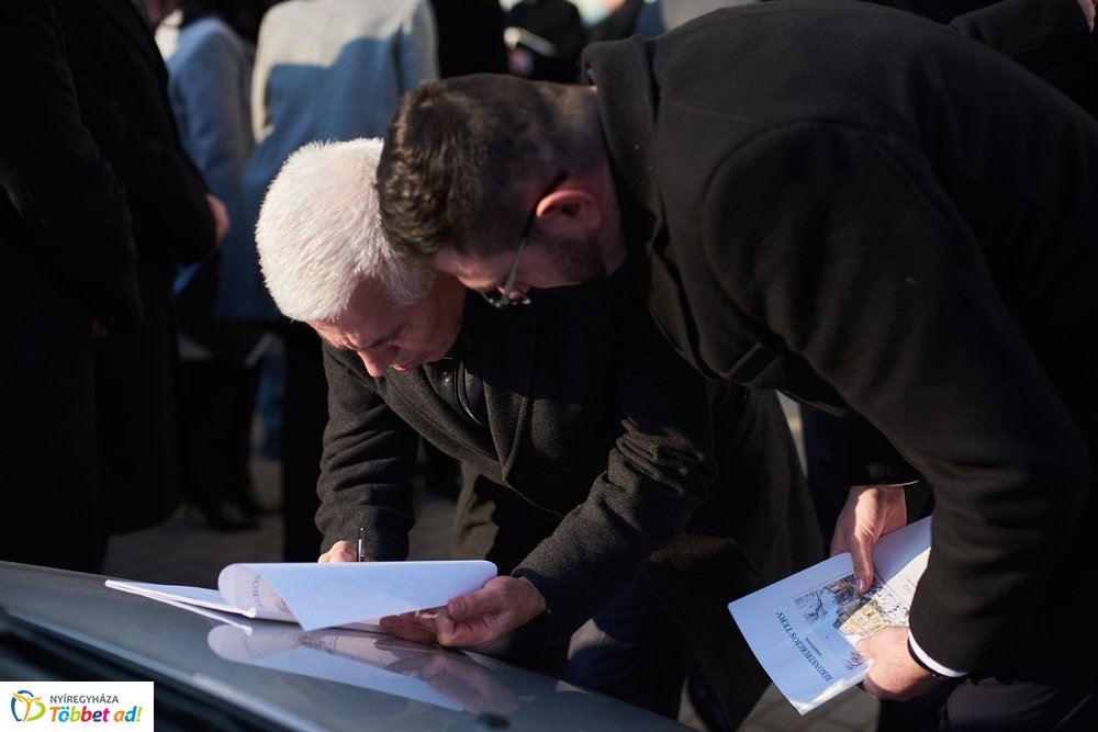 Zöld Irodaház átadó