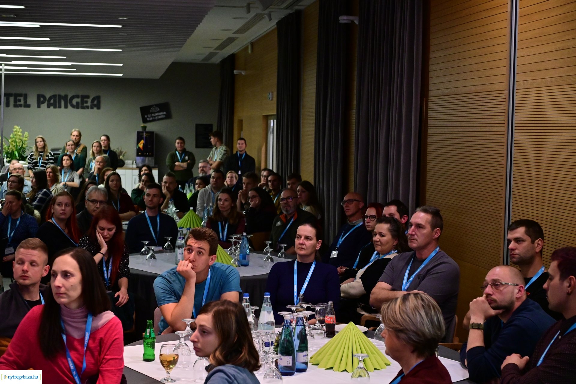 Zoo Disputa előadások a Pangeában