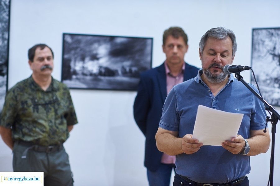 Zsila Sándor fotóművész kiállítása a Városi Galériában