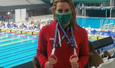 Két bronzérem  - Szurovcsják Ivett úszó kétszer is dobogóra állhatott az OB-n 