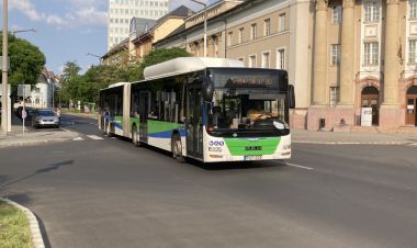 Indul a nyári menetrend a helyi buszoknál szeptember 1-ig – A közösségi közlekedés újdonságai: sóstói és sóstóhegyi körjárat, tovább jár a GYEREBUSZ