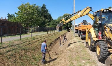 Ilyen tiszta lett az árok!